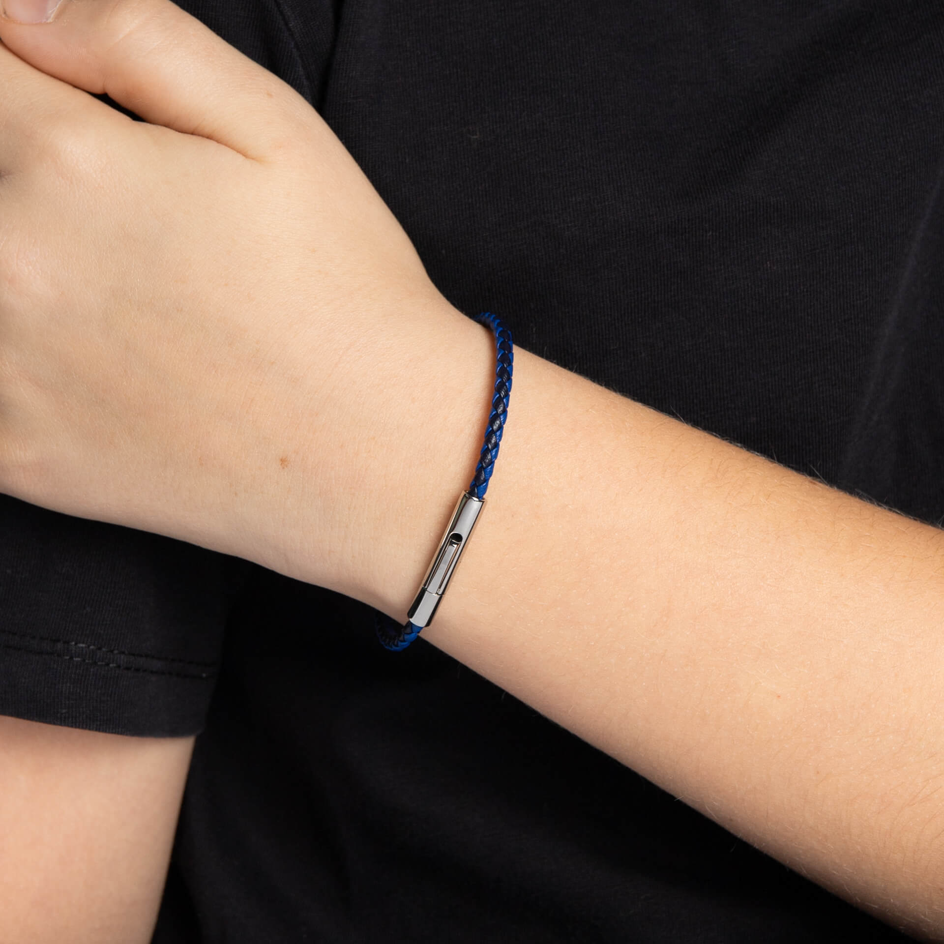 Fred Bennett Smaller Fit Leather Woven Leather Bracelet