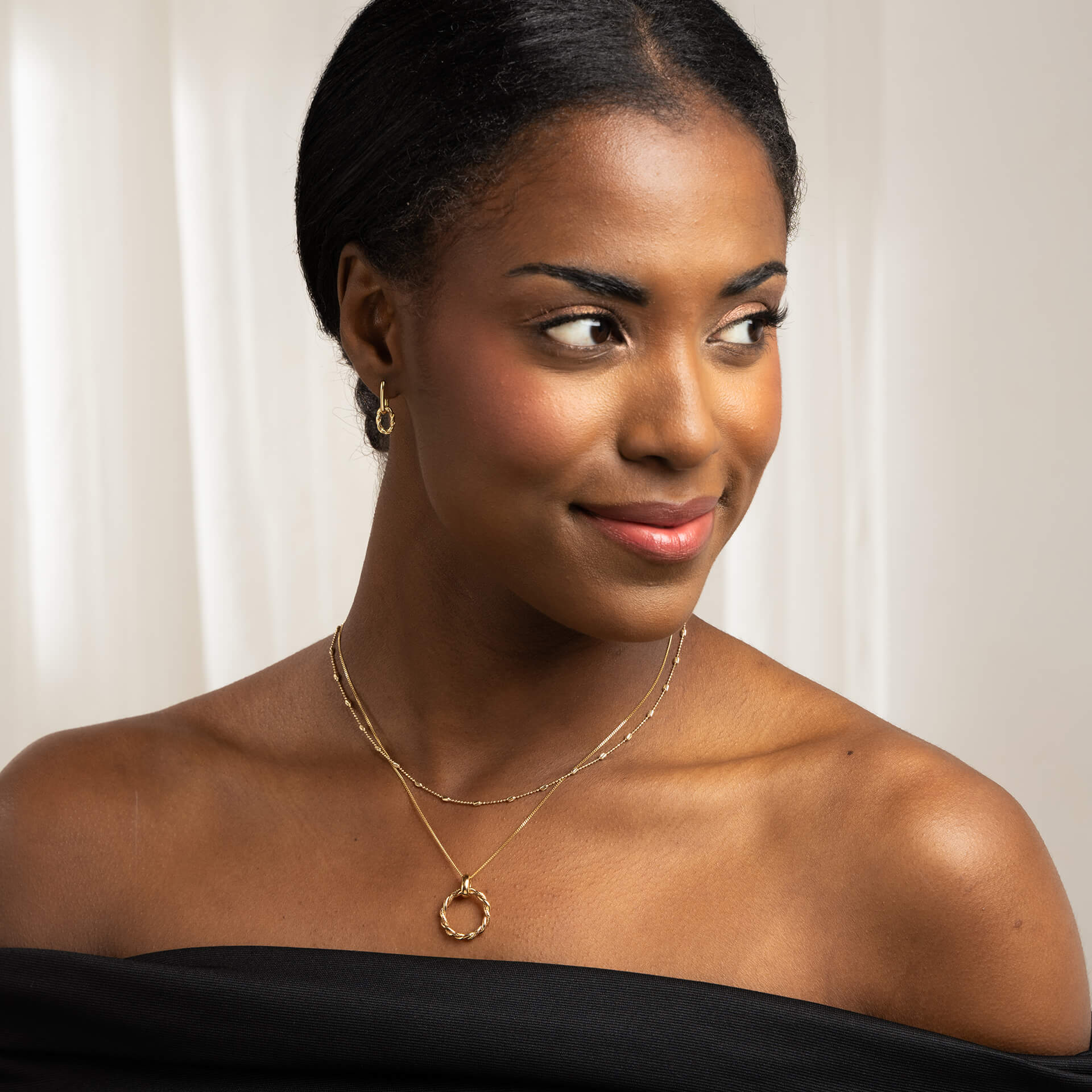 Elements Gold Rope Twist Hoop Pendant