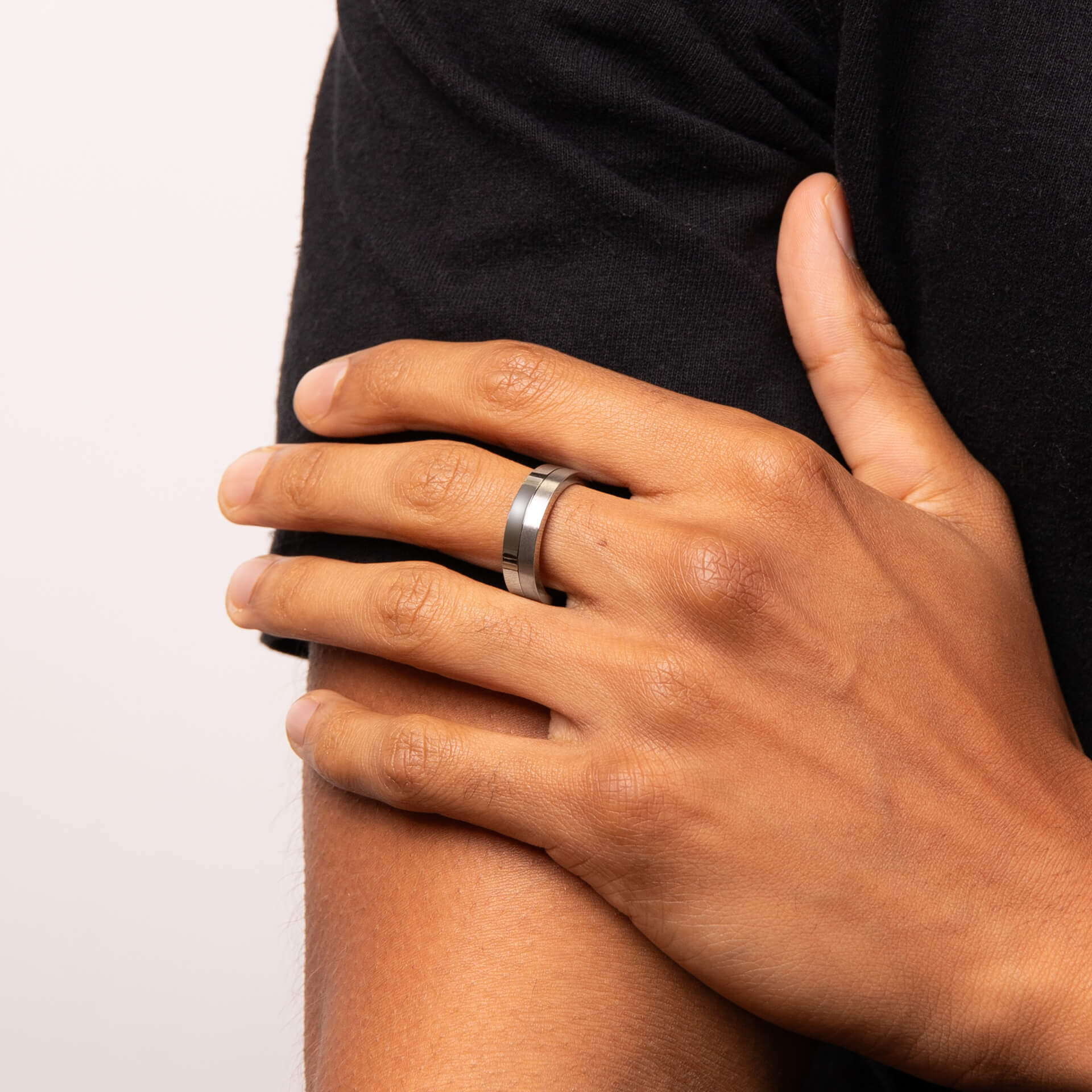 Fred Bennett Two Tone Spinning Band Ring