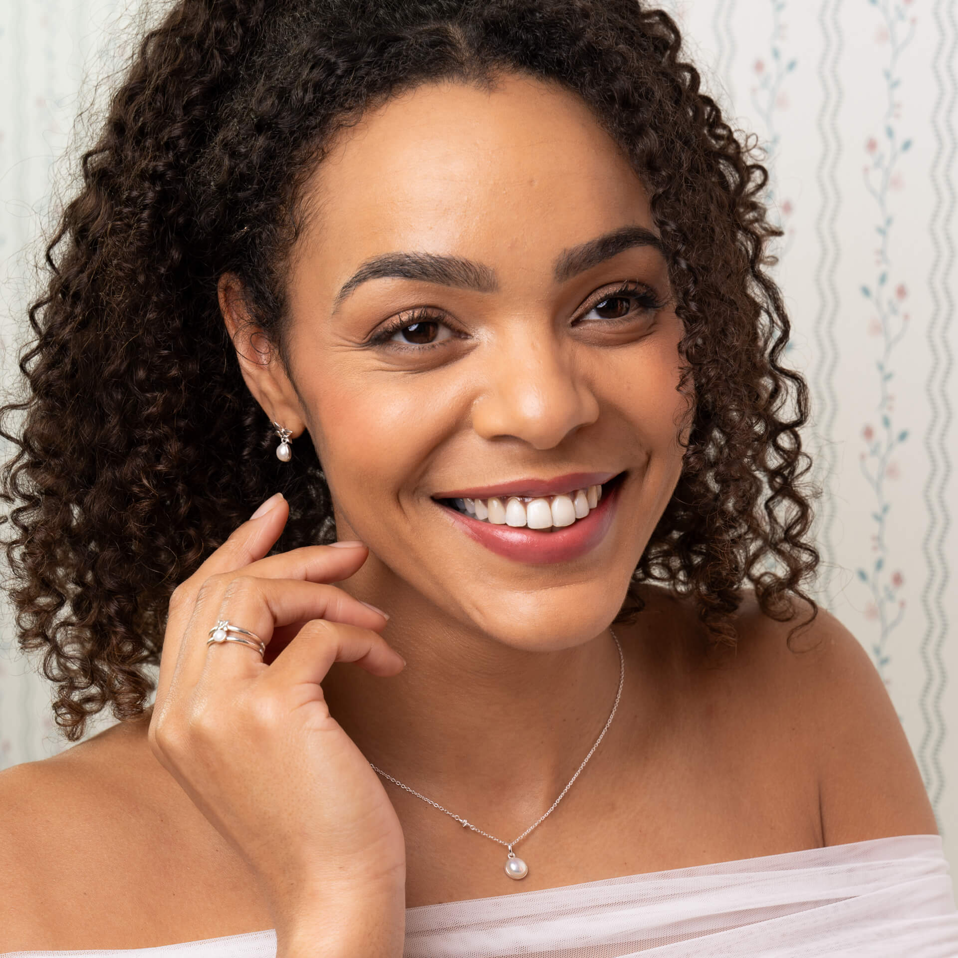 Laura Ashley Silver Hartley Check Mabe Pearl Stacking Rings