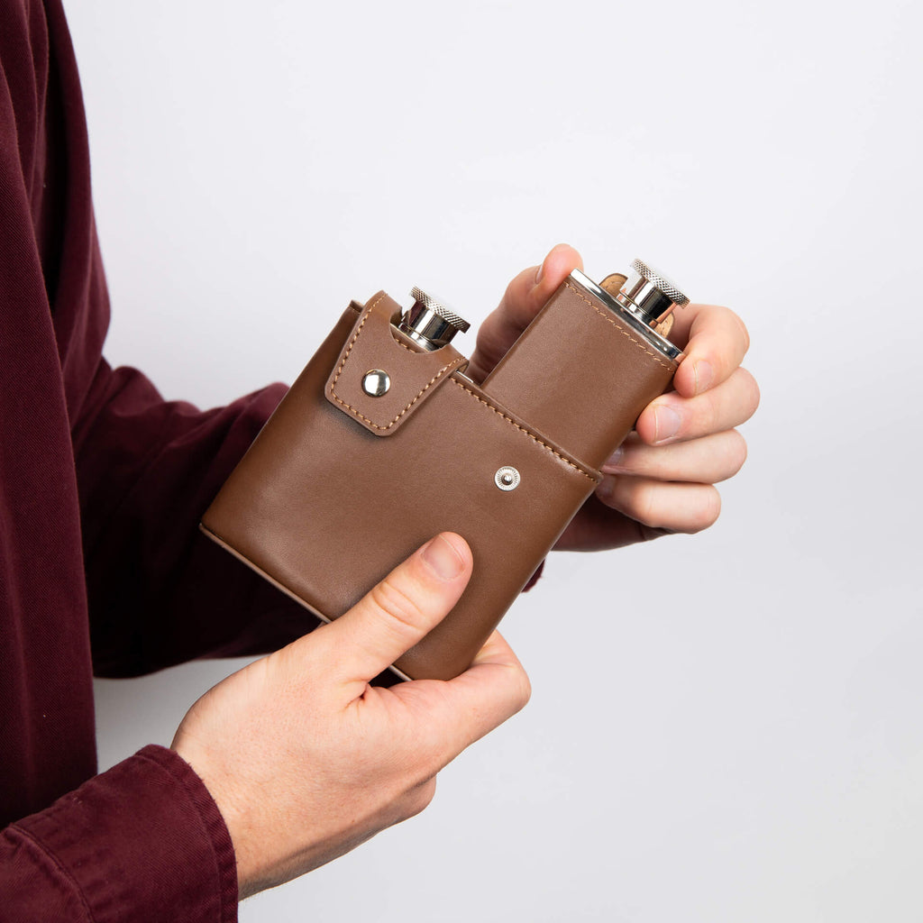 Fred Bennett Twin Brown Leather 3oz Hip Flasks with Case