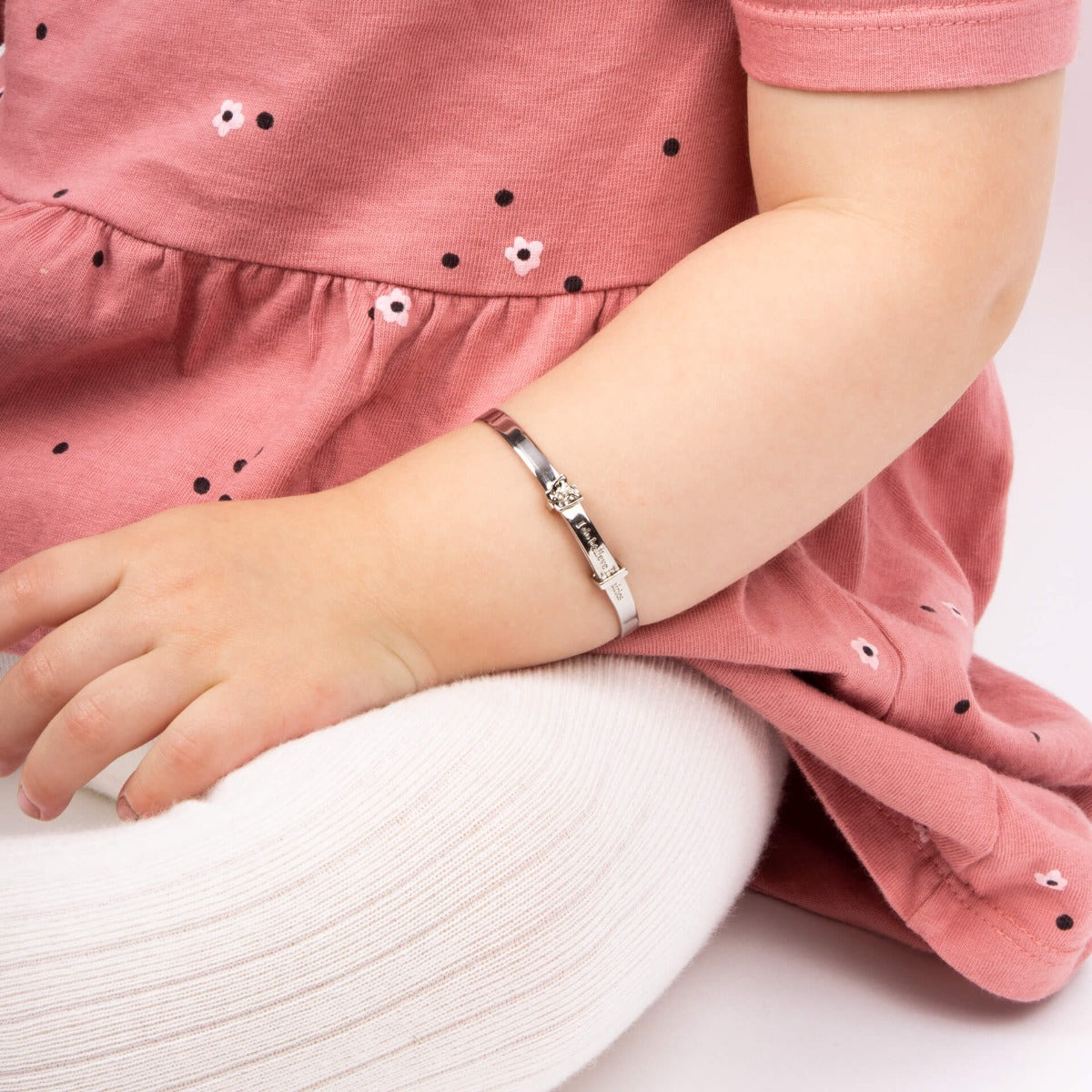 D For Diamond I Do Believe in Fairies' Expanding Bangle with Diamond