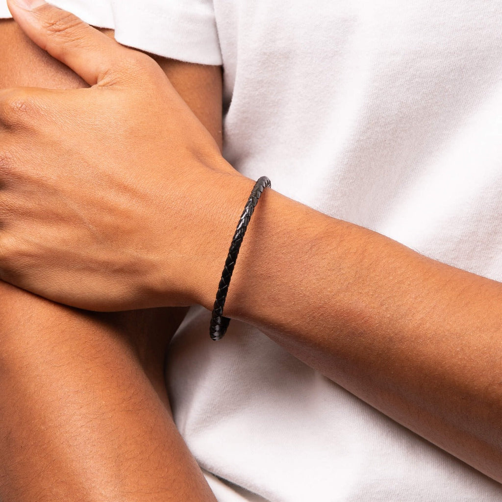 Fred Bennett Skinny Leather Bracelet With Magnetic Clasp