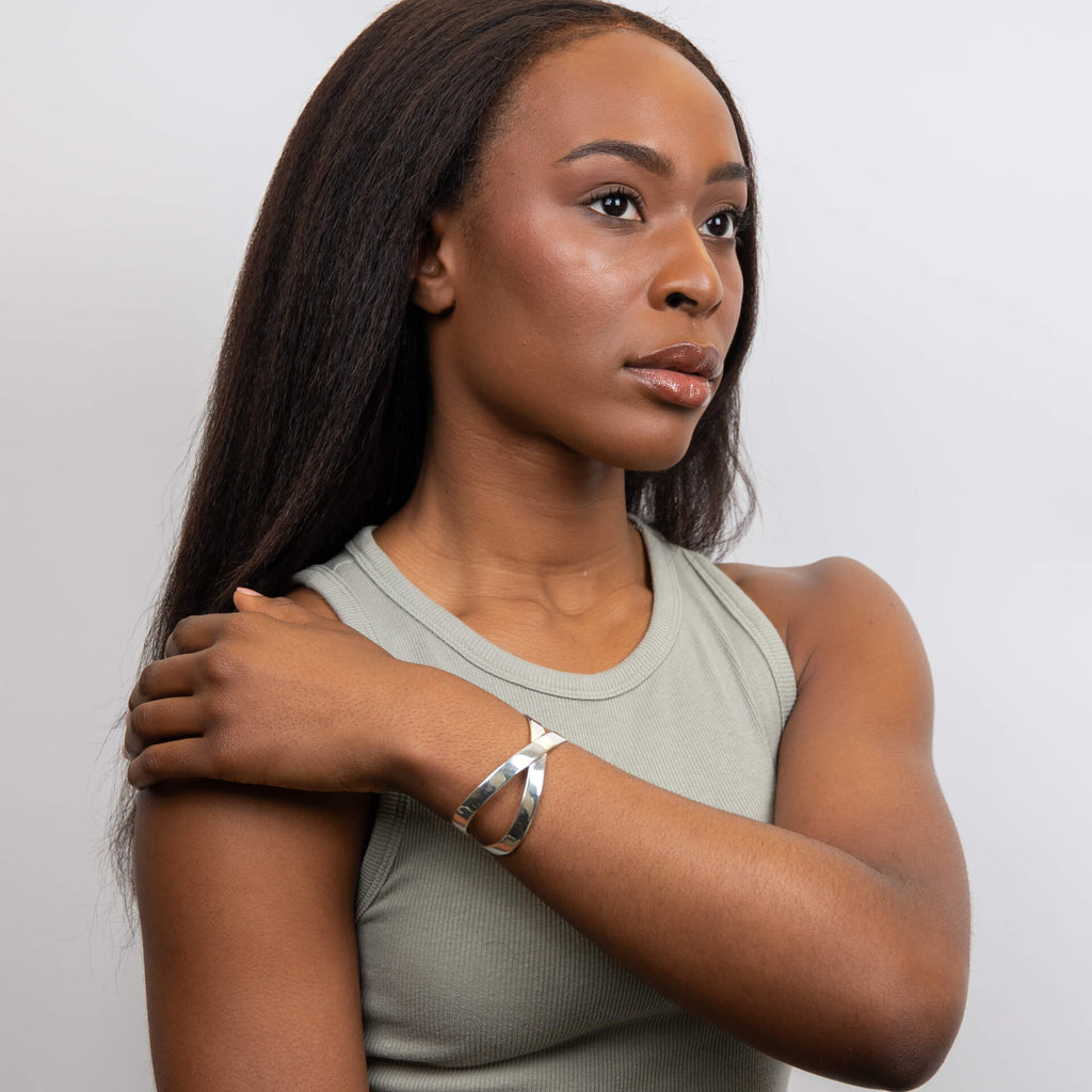 Beginnings Statement Crossover Bangle