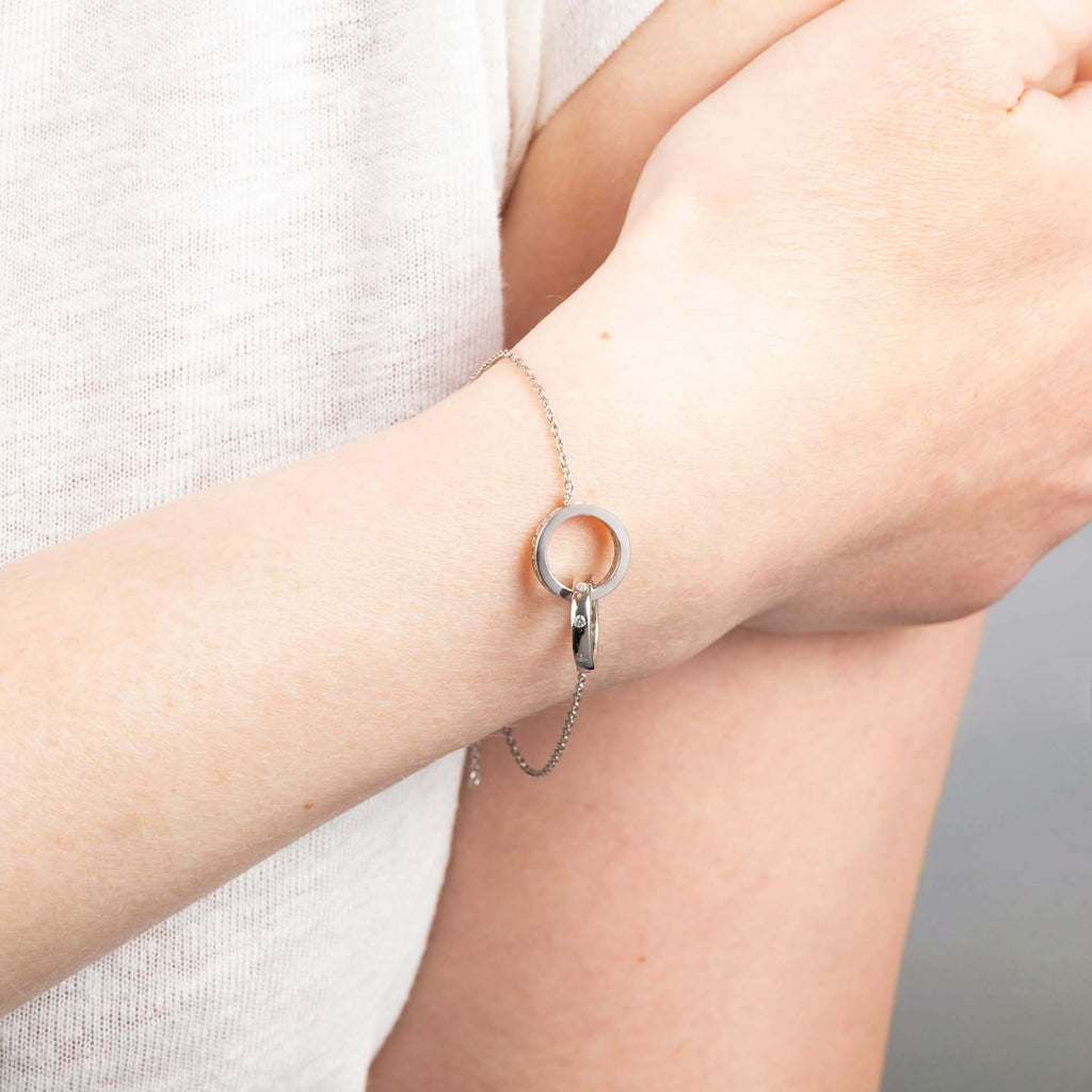 Diamonfire Interlocking Rings Bracelet