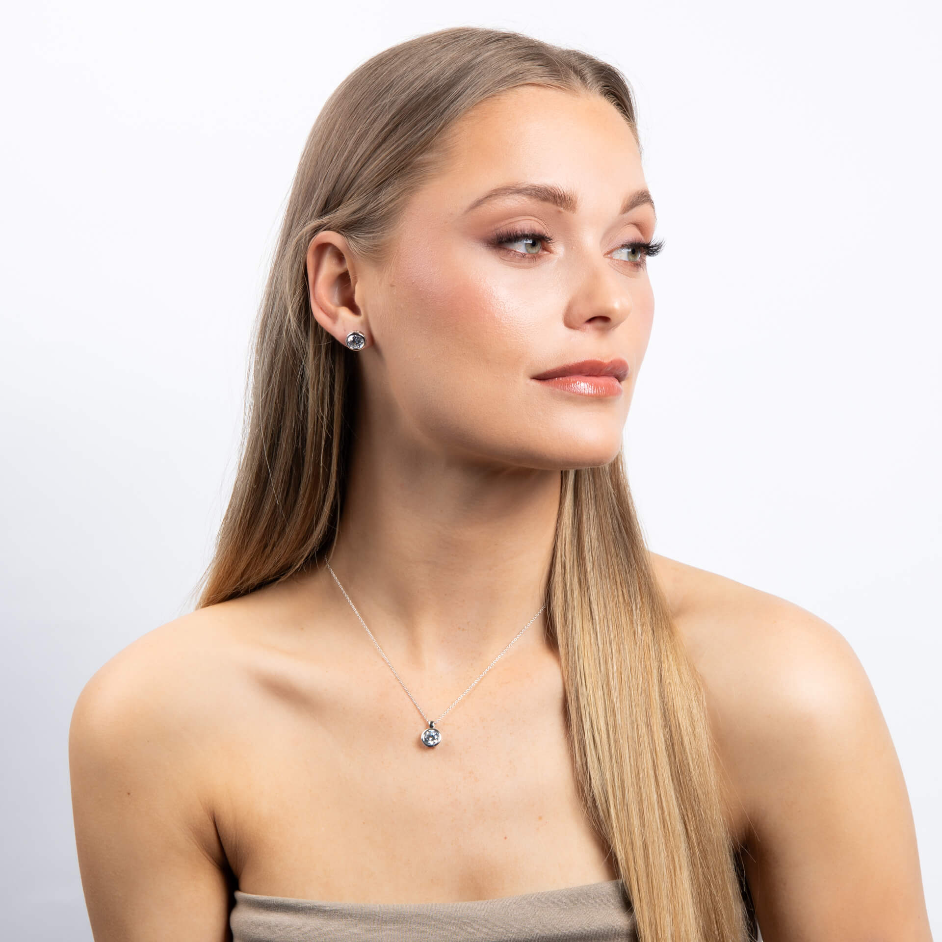 Diamonfire Bezel Set Carat Pendant