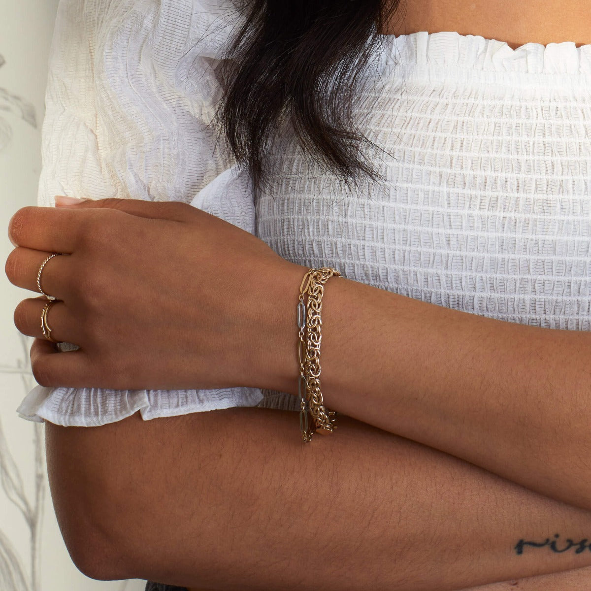 Elements Gold Elongated Link Bracelet