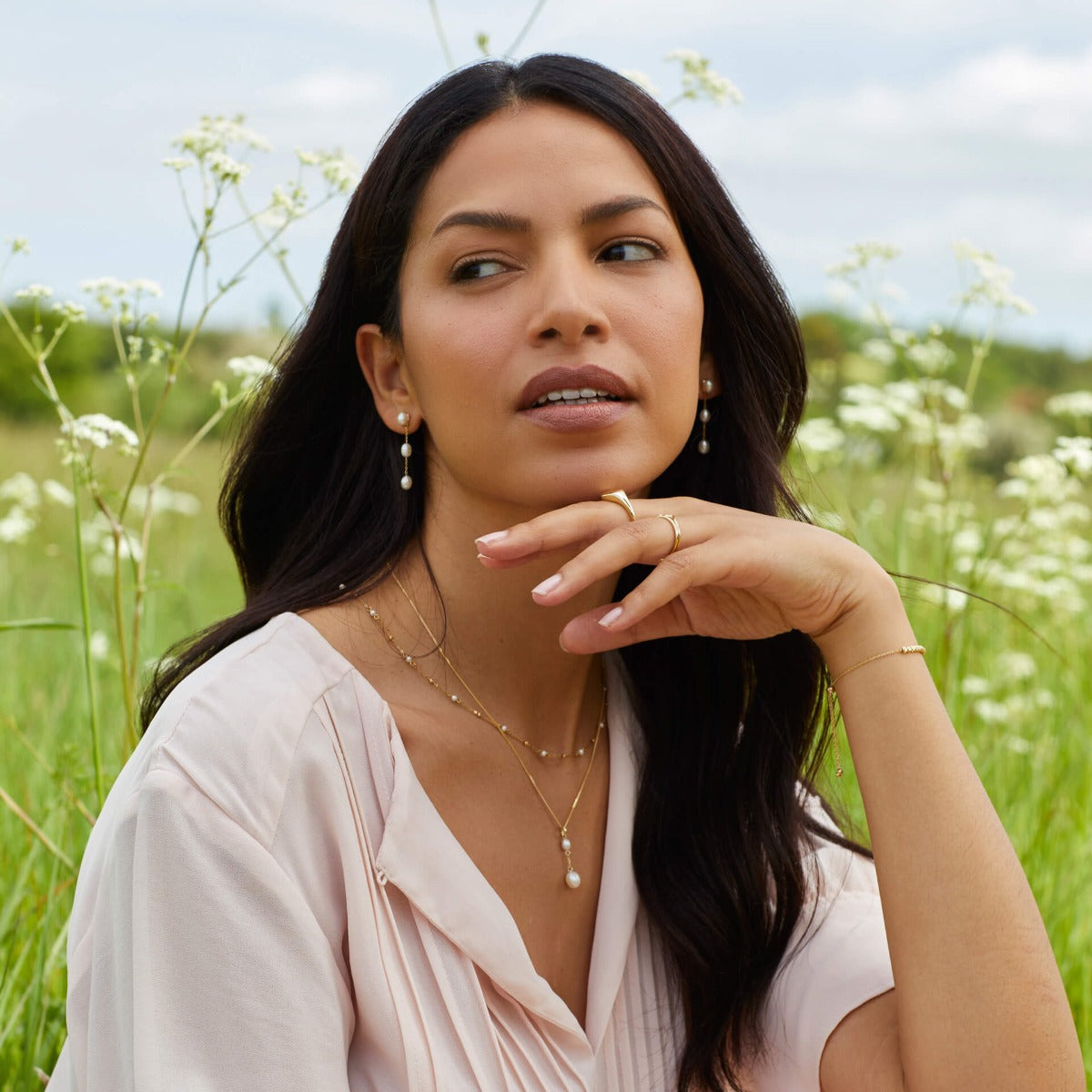 Elements Gold Trace Chain Station Necklace with Freshwater Pearls