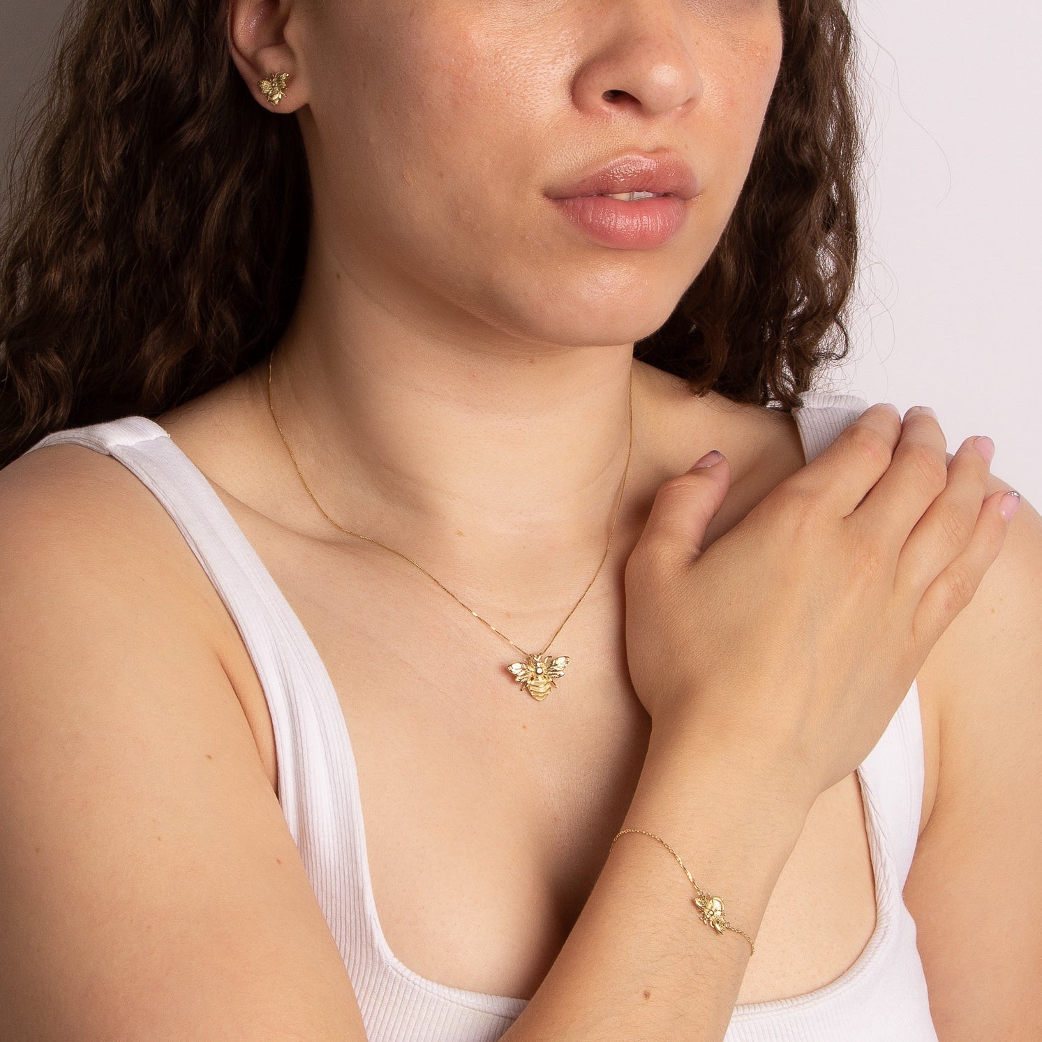 Elements Gold Detailed Bee Earrings