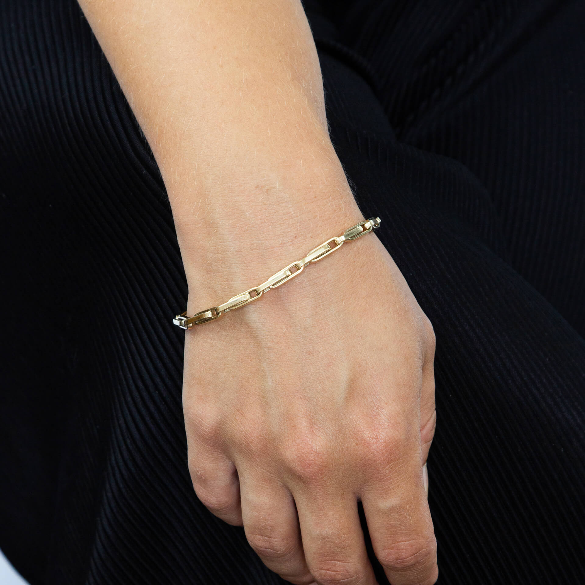 Elements Gold Long Flat Links Bracelet