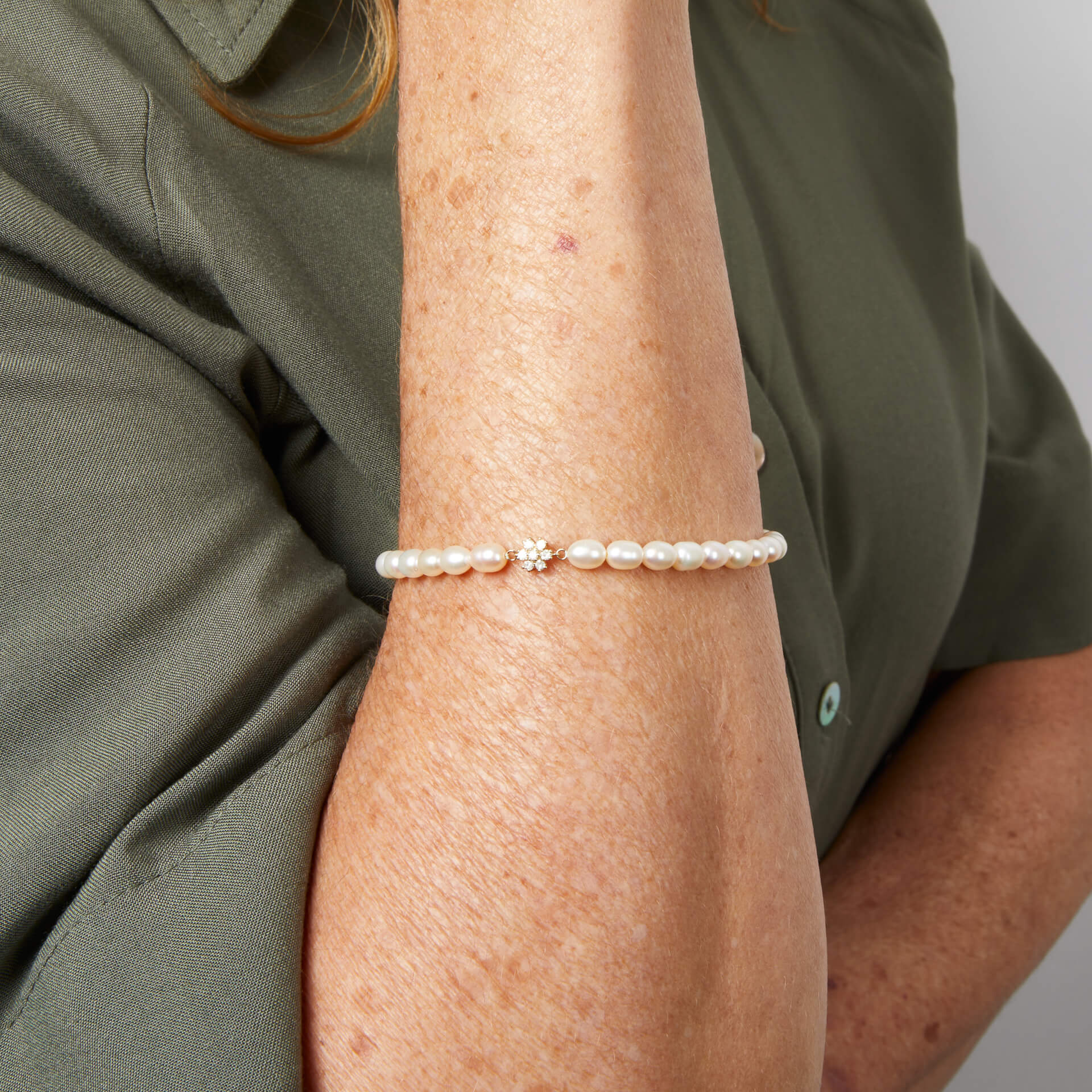 Elements Gold Seed Pearl and Flower Bracelet