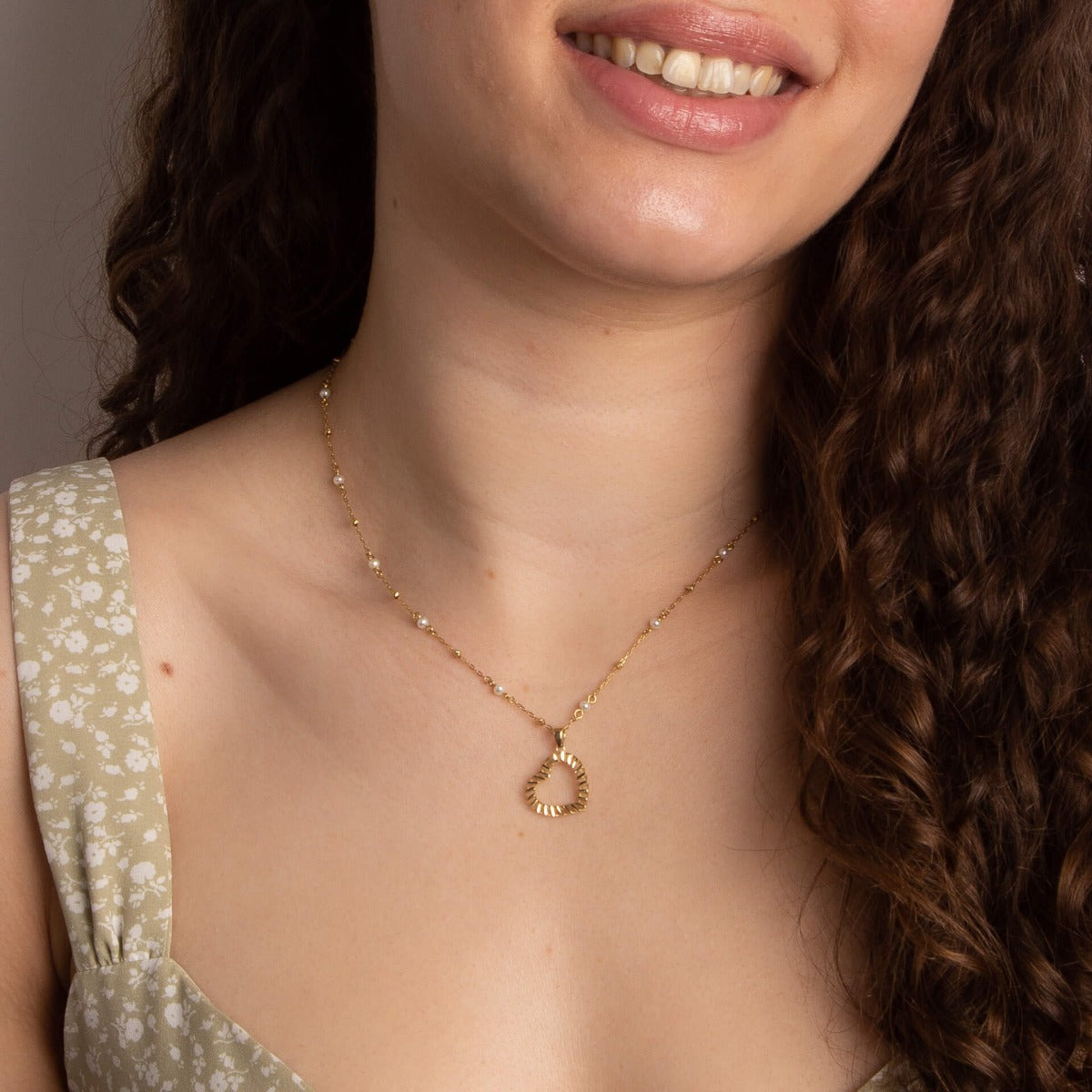 Elements Gold Trace Chain Station Necklace with Freshwater Pearls