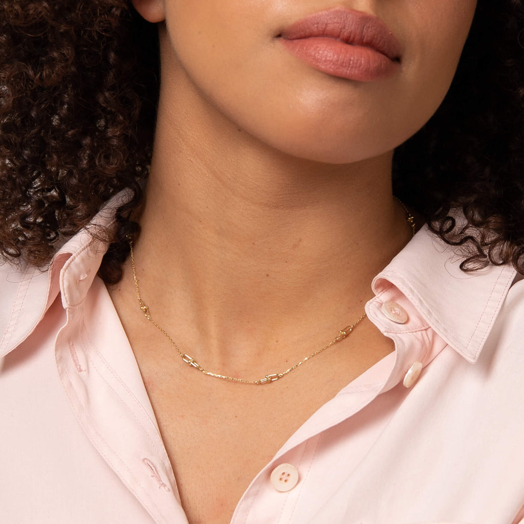 Elements Gold U Shape Link Station Necklace