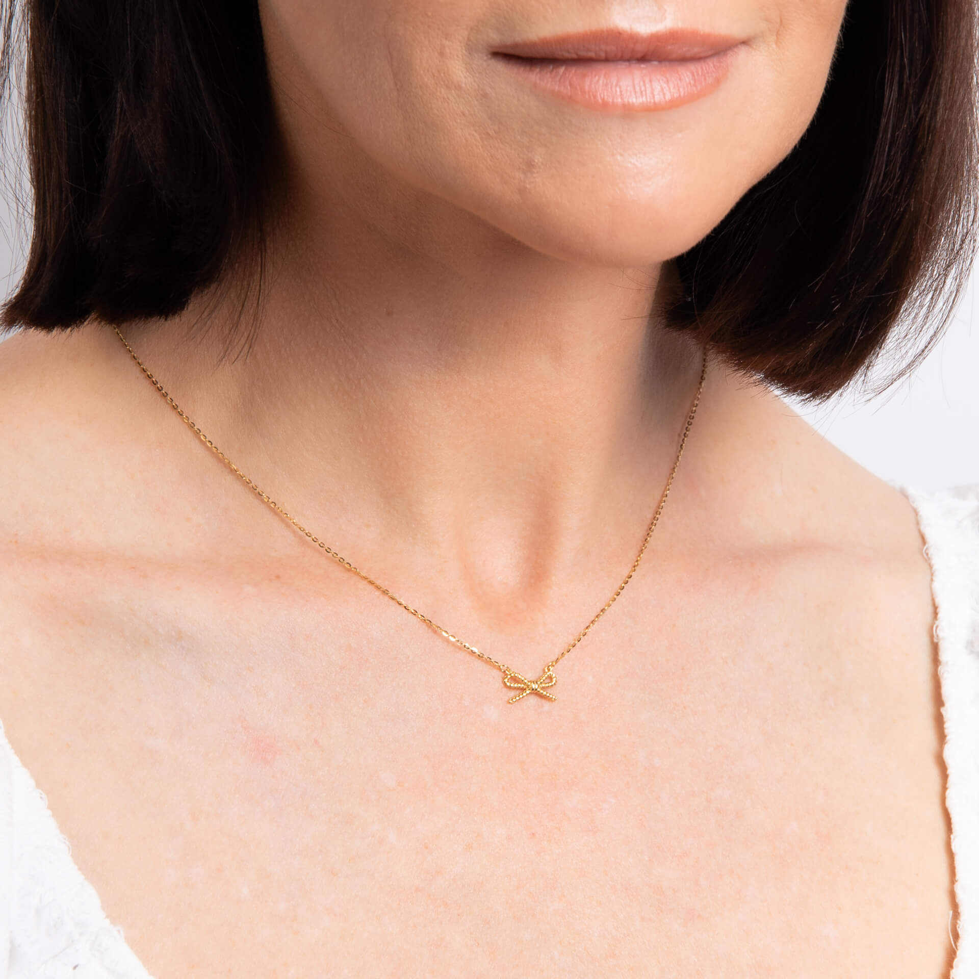 Elements Gold Rope Bow Necklace