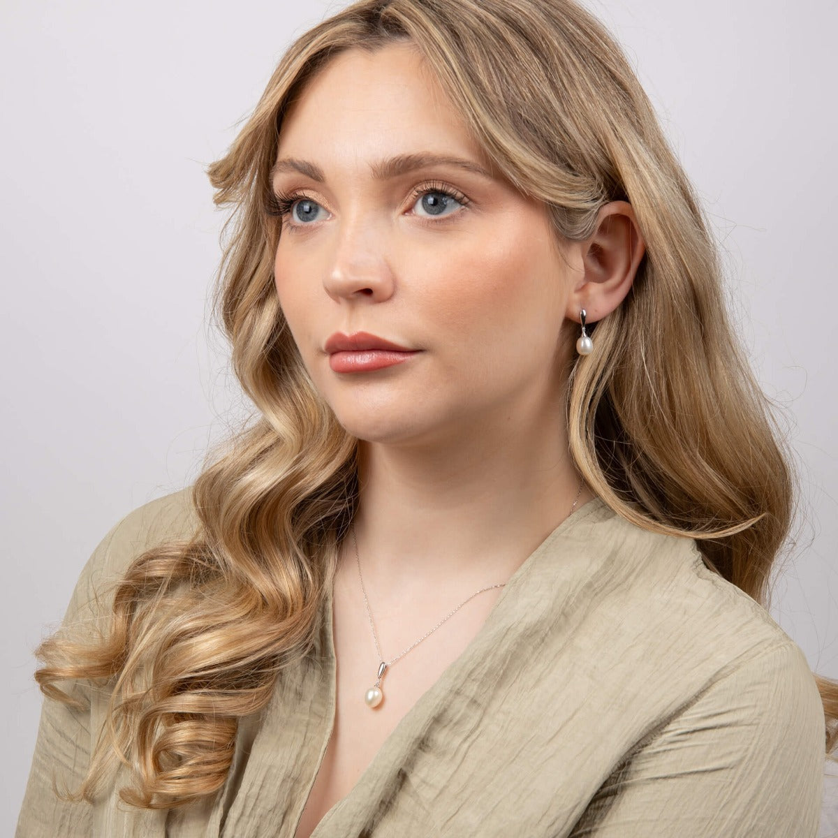 Elements Gold Freshwater Pearl and Diamond Drop Earrings