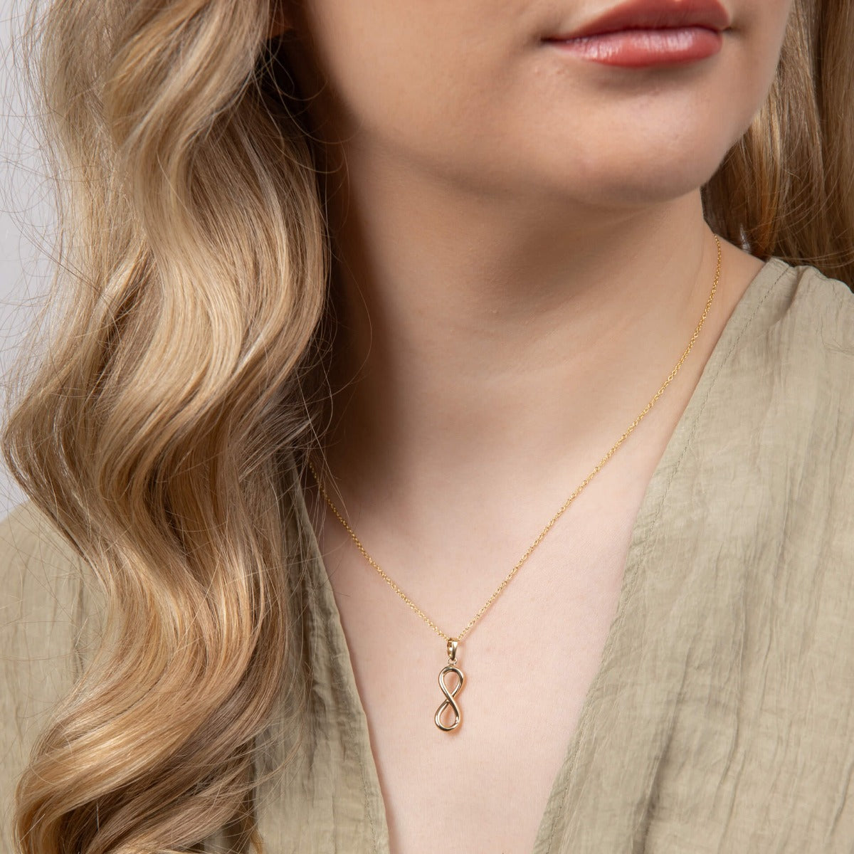 Elements Gold Infinity Symbol Pendant