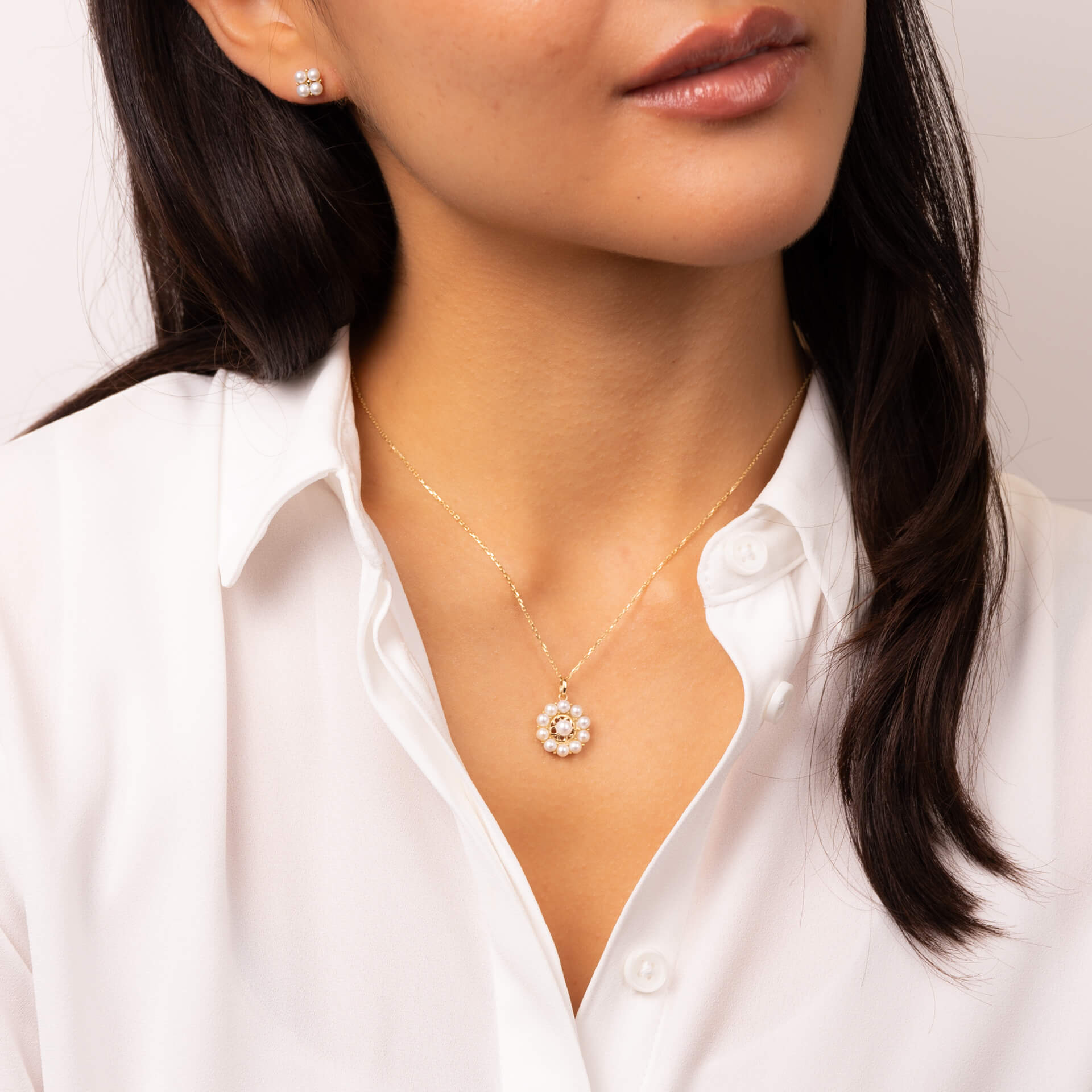 Elements Gold Floral Freshwater Pearl Pendant