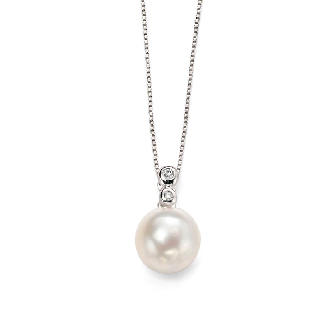 Elements Gold Freshwater Pearl Pendant with Diamond Bale