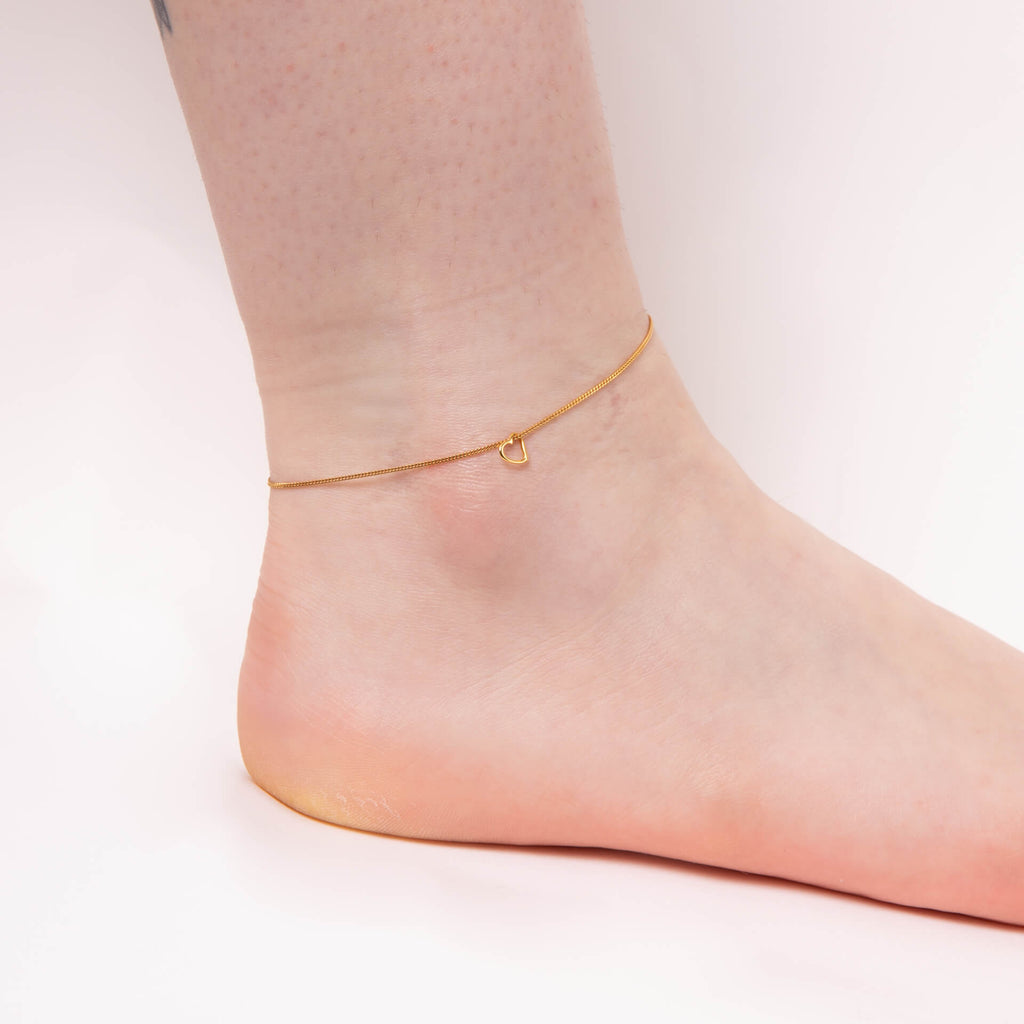 Beginnings Slip-On Heart Anklet