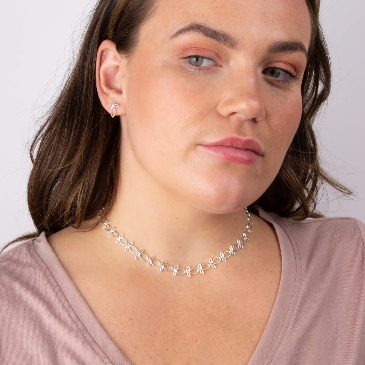Beginnings Leaf Trio Chain Necklace