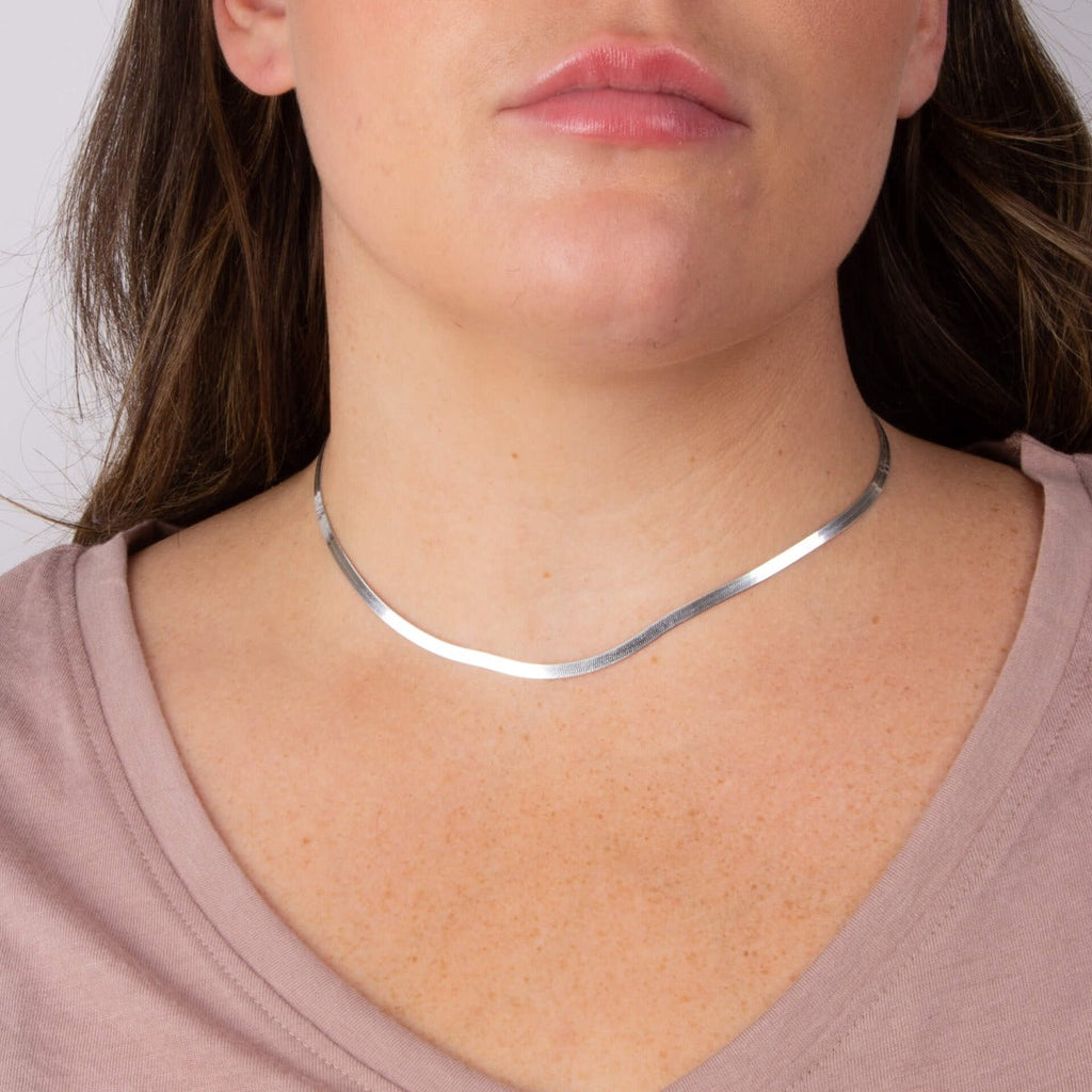 Beginnings Flat Herringbone Chain Necklace