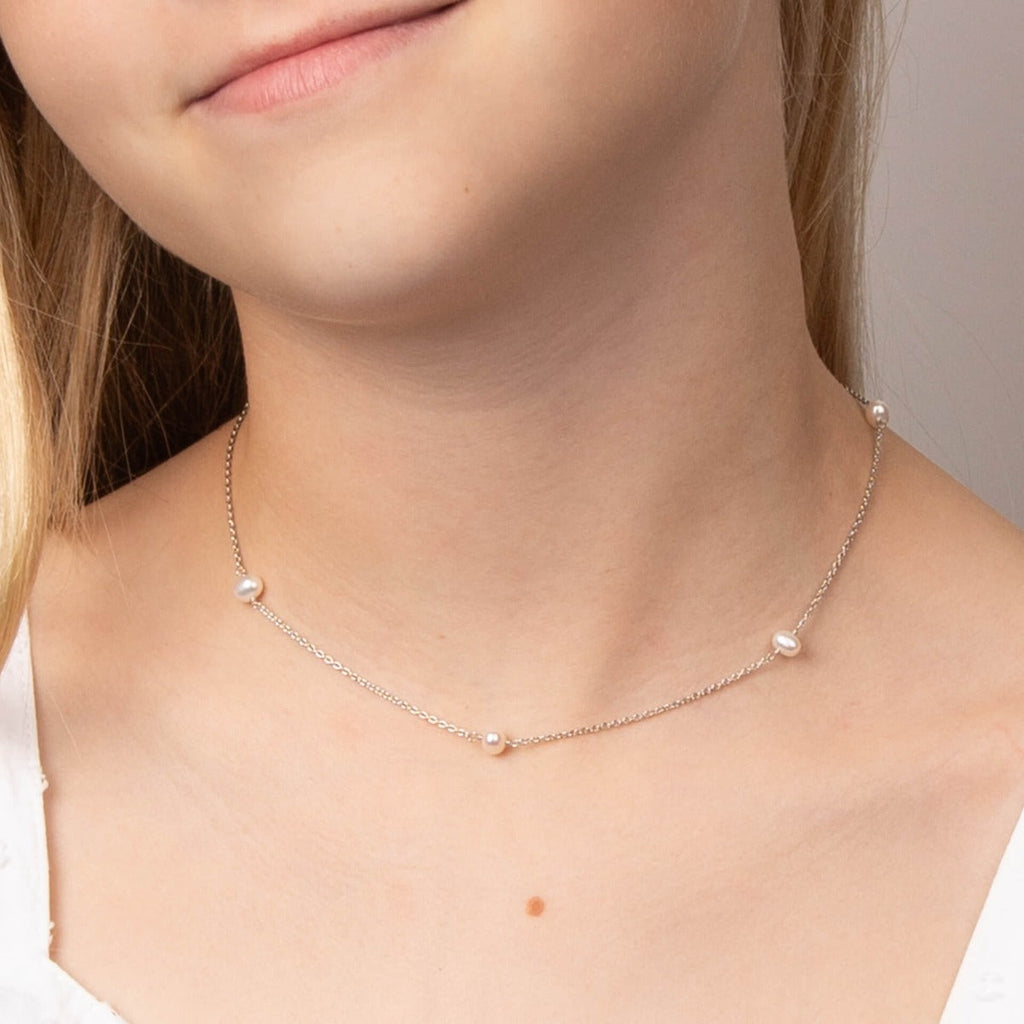 D For Diamond Pearl Station Necklace with Diamond