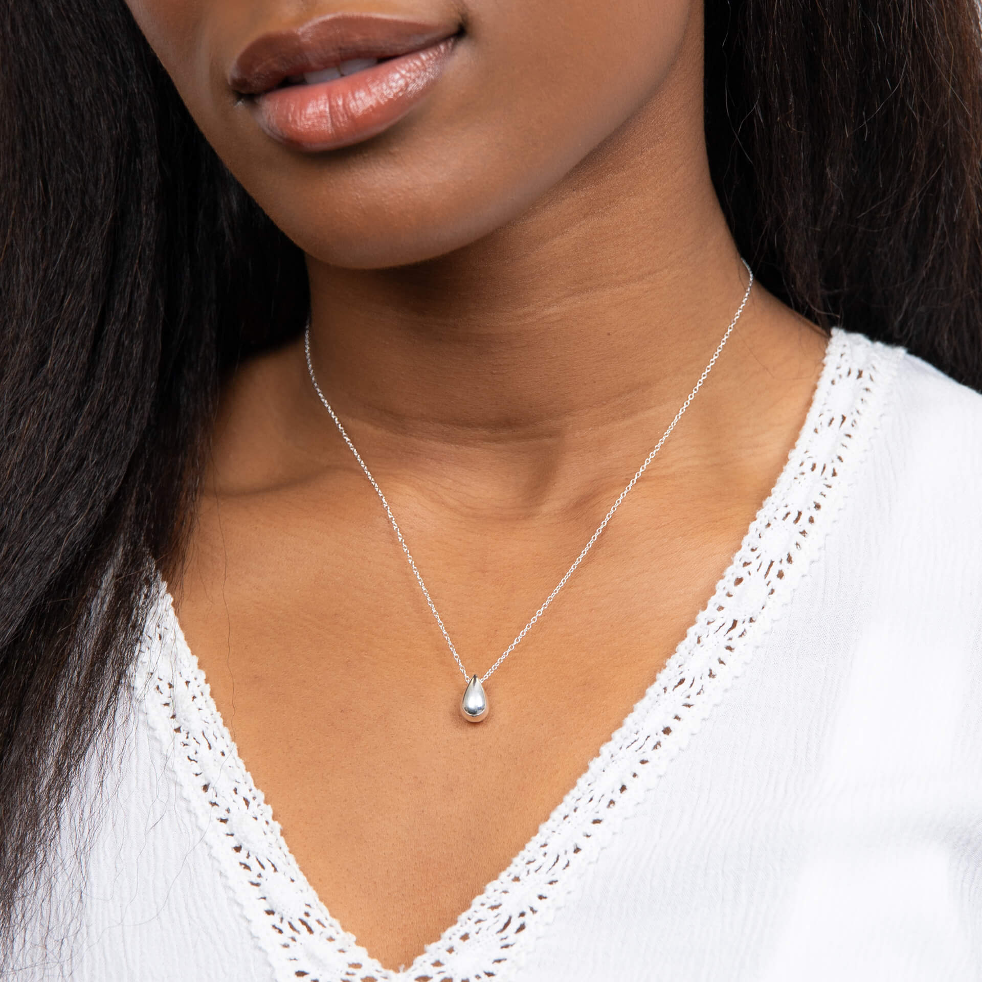 Beginnings Solid Teardrop Necklace