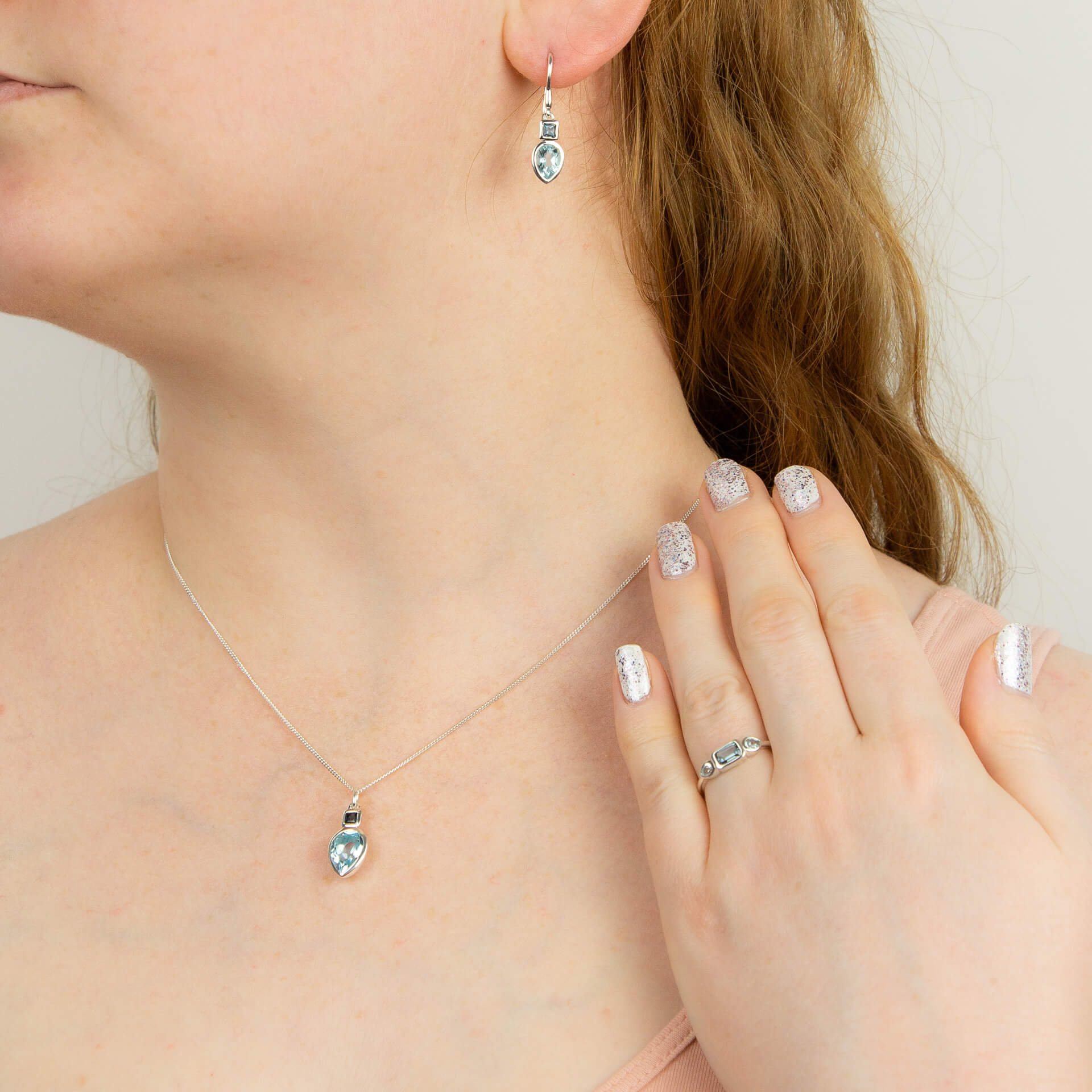 Beginnings Iris Petal Ring
