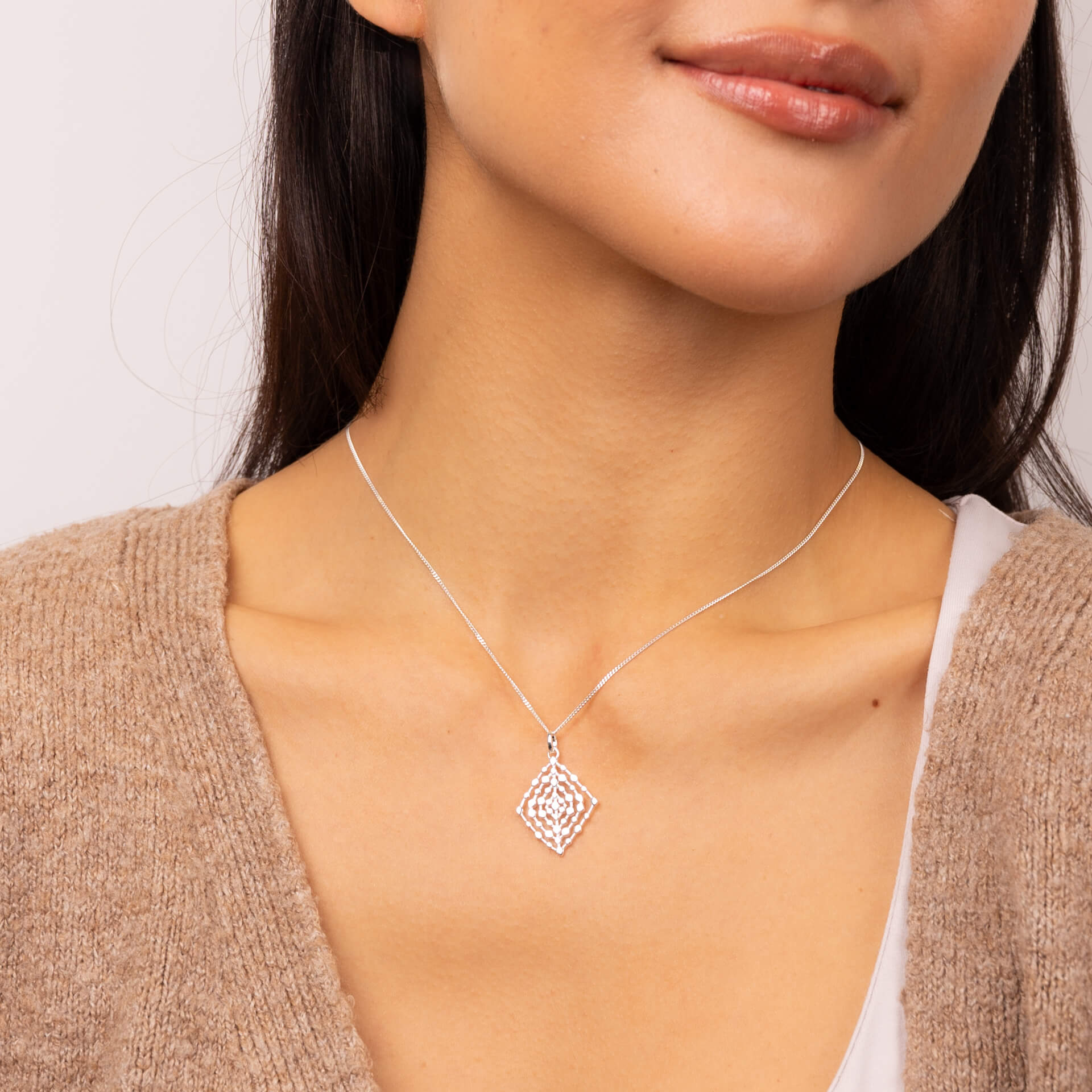 Beginnings Geometrical Lace Textured Pendant