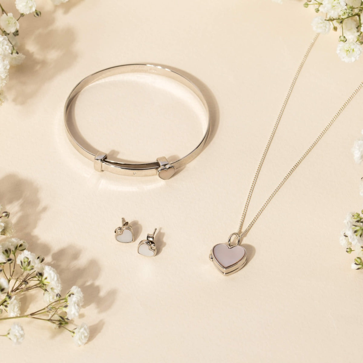 D For Diamond Mother of Pearl Heart Expandable Bangle with Diamond