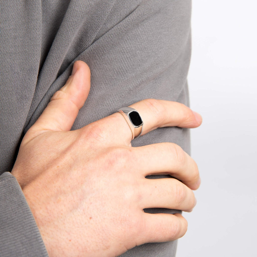 Beginnings Onyx Signet Ring
