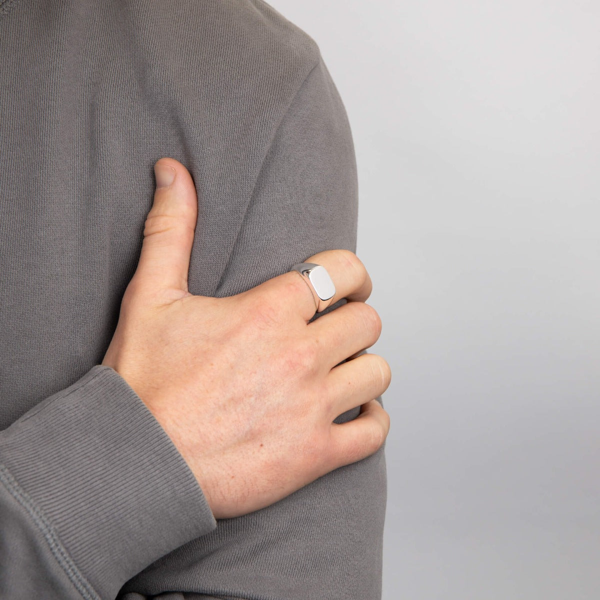 Beginnings Plain Signet Ring