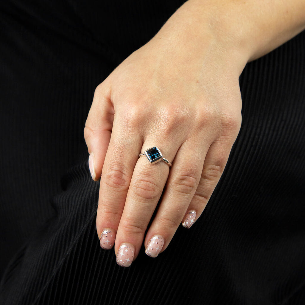Beginnings Square Kite Ring with Crystal