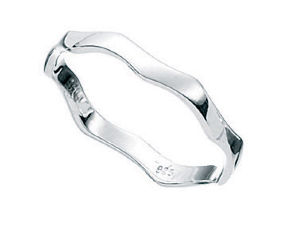 Beginnings Wavy Band Ring