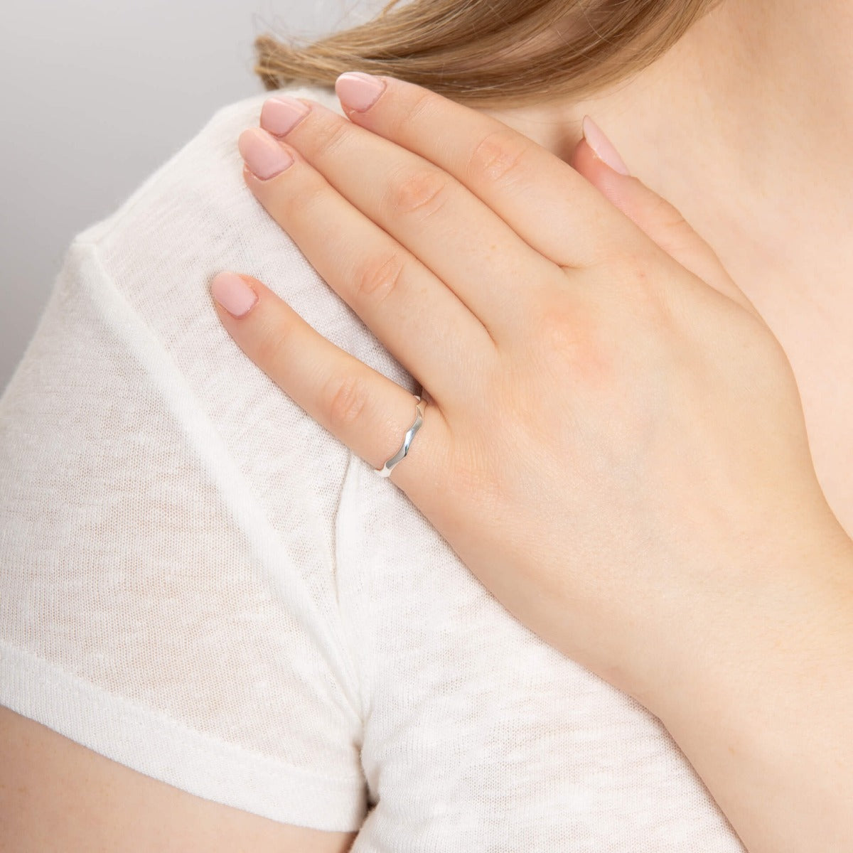 Beginnings Wavy Band Ring